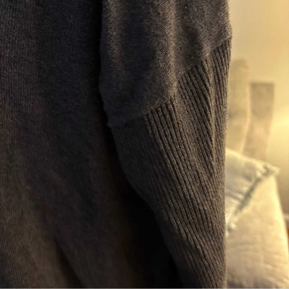 Athleta Hi-Low Faux Wrap Back Sweater Women’s Size XS Oversized Long Sleeve - Picture 5 of 10